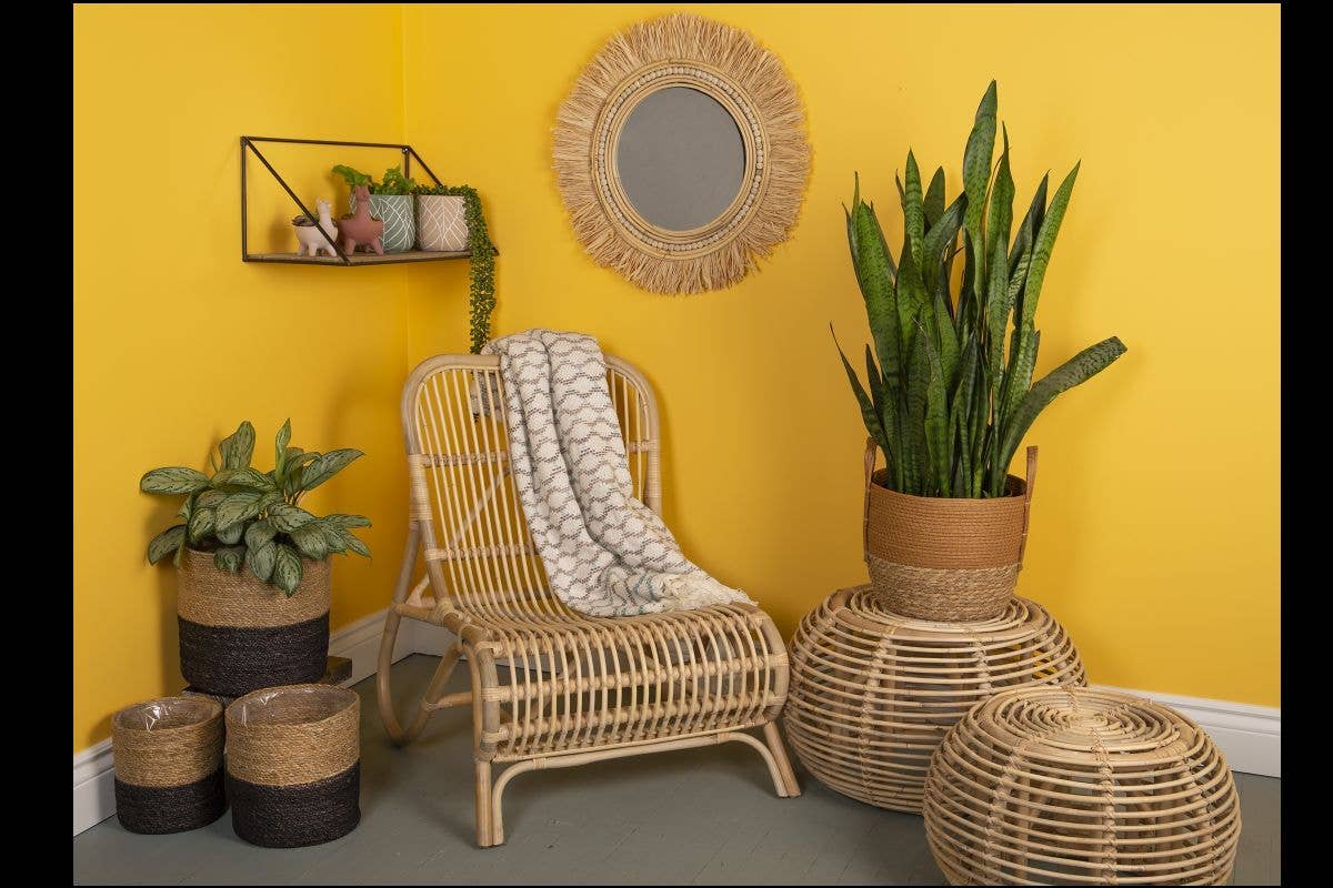Rattan Mirror With Grass Decor