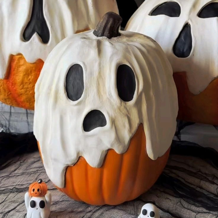 09|27 Pumpkin Sip + Paint 1:00PM